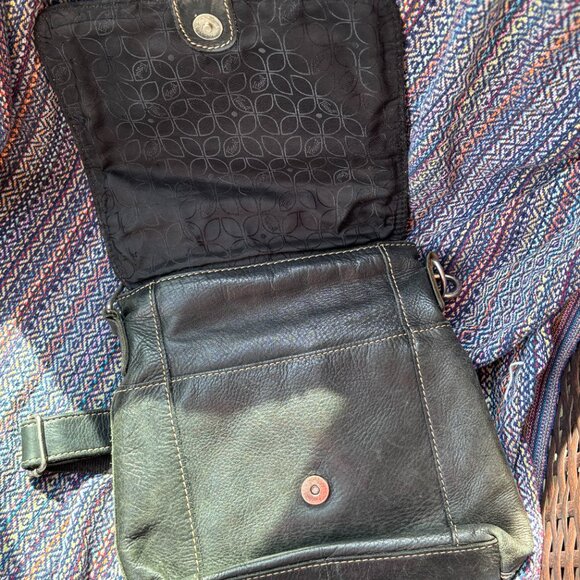 Fossil Small Black Leather Crossbody - Picture 3 of 4